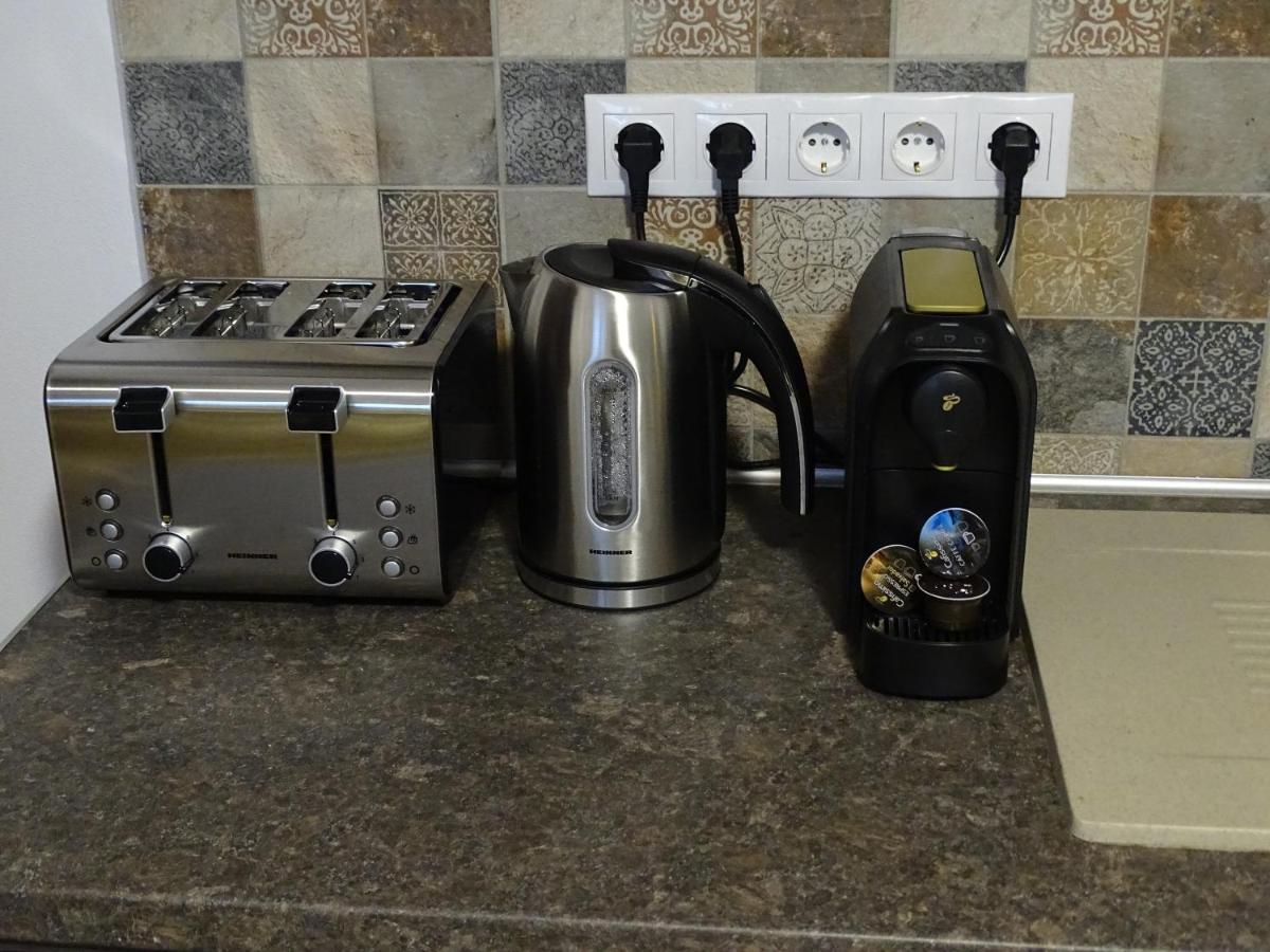 Ole Apartment - Get Your Energy For Free! Coffee And Tea On The House Timisoara Exterior foto